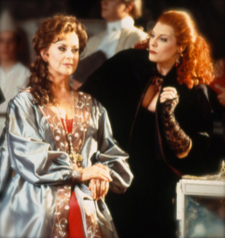 Annina (Der Rosenkavalier) for Opera Australia, pictured with Yvonne Kenny
